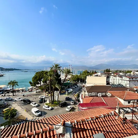 Apartment Harbour View 3 *